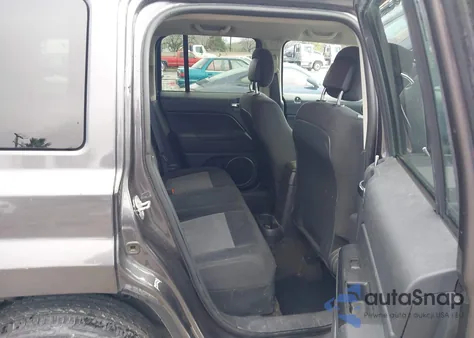 2017 Jeep Patriot Sport 4X4 z USA, uszkodzony, nr VIN 1C4NJRBB6HD113641